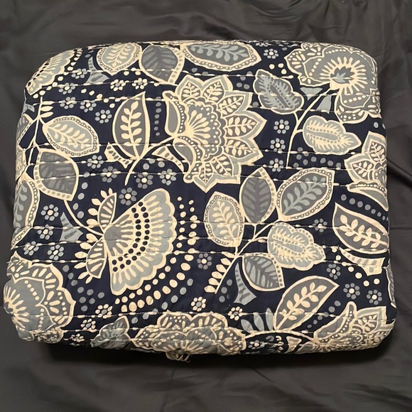 Vera Bradley Bedding Vera Bradley Queen Quilt Poshmark